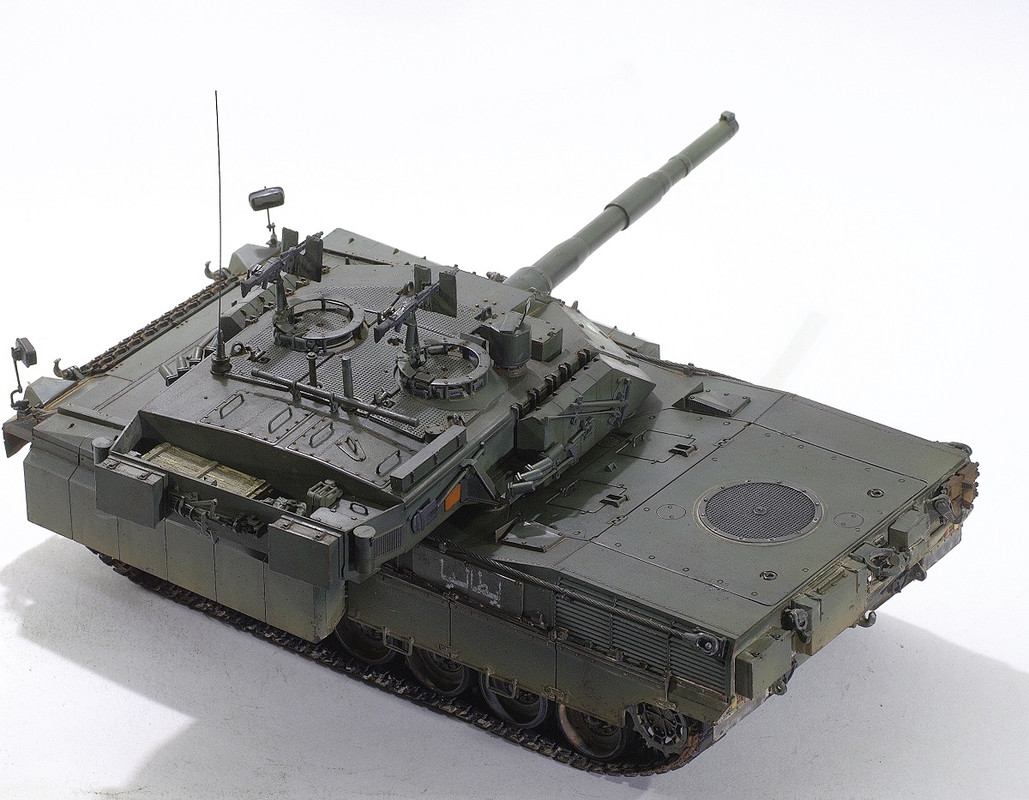 С1 Ariete with uparmored Trumpeter 1/35 Image