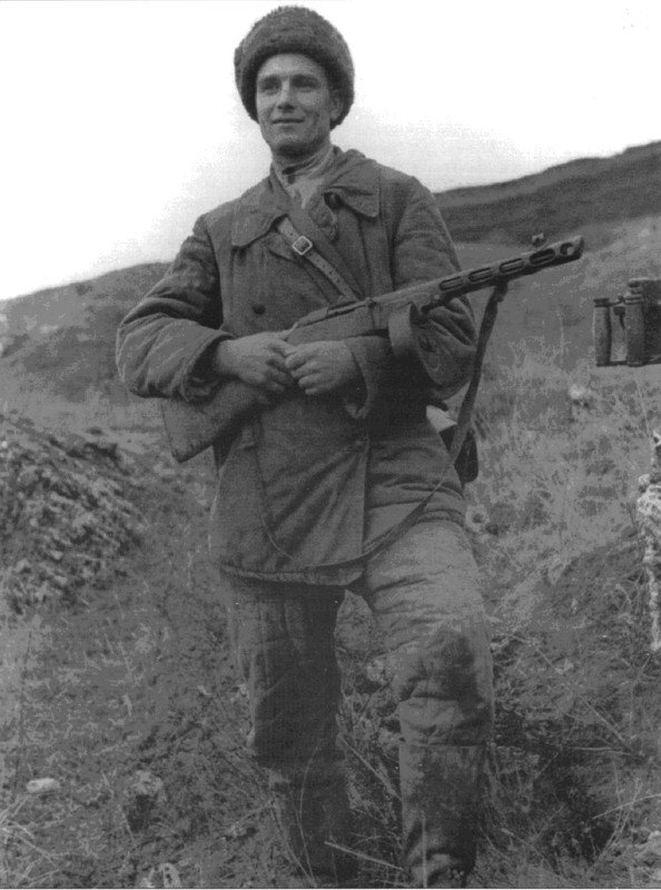 Sgto M. Plugarev Cáucaso norte, nov 1943