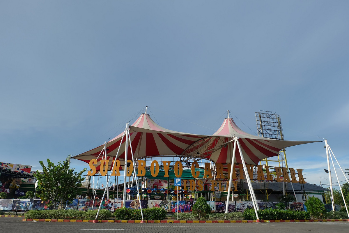 01_Gerbang_Surabaya_Carnival_Park