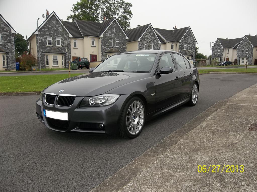 BMW_318d_011a.jpg