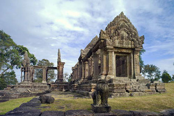 [Image: den-_Preah-_Vihear-6.jpg]