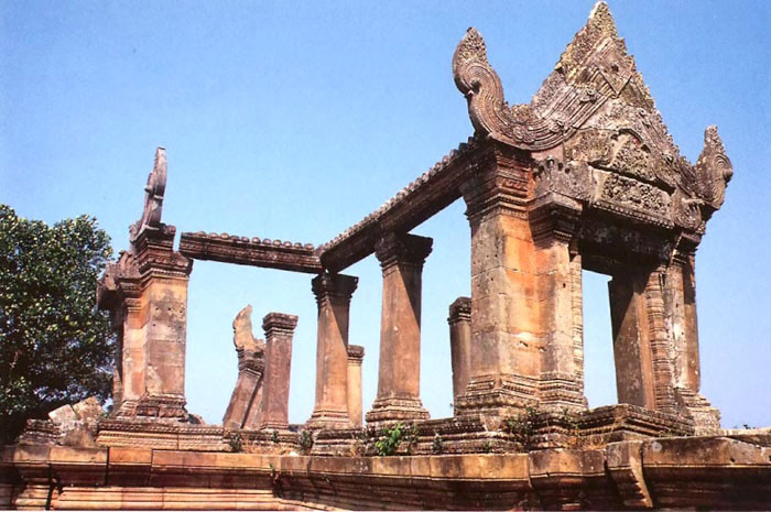 [Image: den-_Preah-_Vihear-2.jpg]