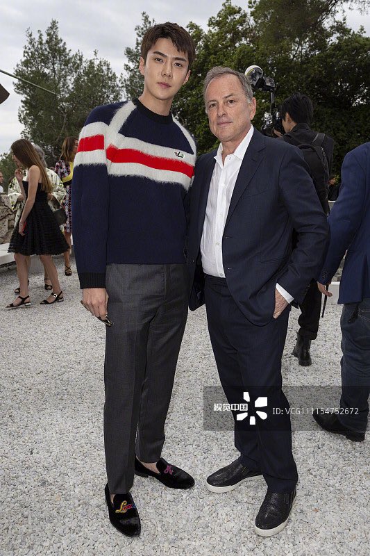 Keeping up with supermOHdel SEHUN: attending the Louis Vuitton Cruise Show  @ St. Paul de Vence